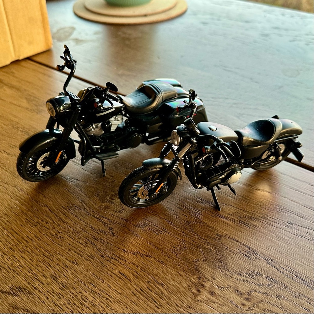 Harley Davidson Replica Toy Motorcycles models